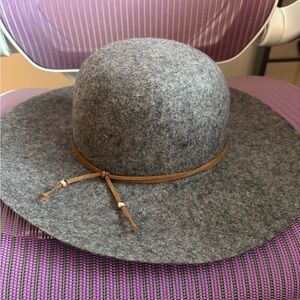 American Eagle 100% Wool Floppy Hat